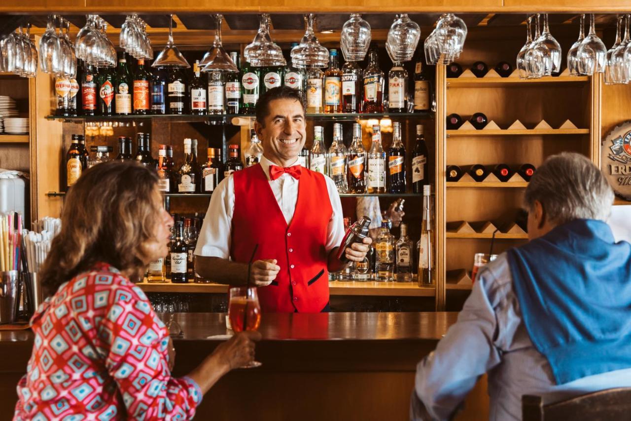 St.George'S Bay Country Club & Spa アカラヴィ エクステリア 写真